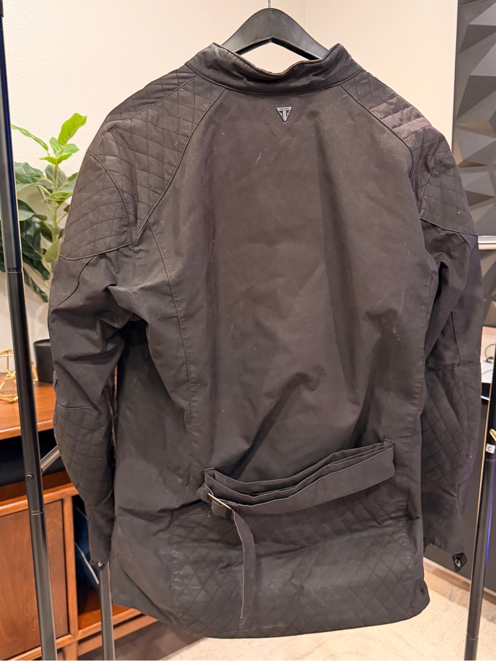 Triumph x Barbour International Waxed Cotton
Motorcycle Jacket - Black - XL - Picture 3 of 5